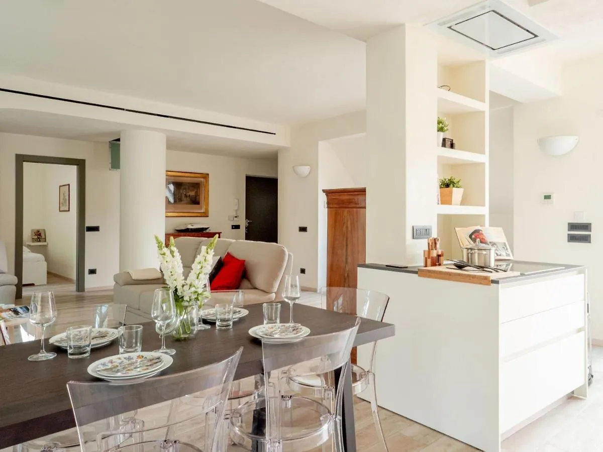 The Best Rent - Attic With Terrace In Milan Downtown Apartment Italy