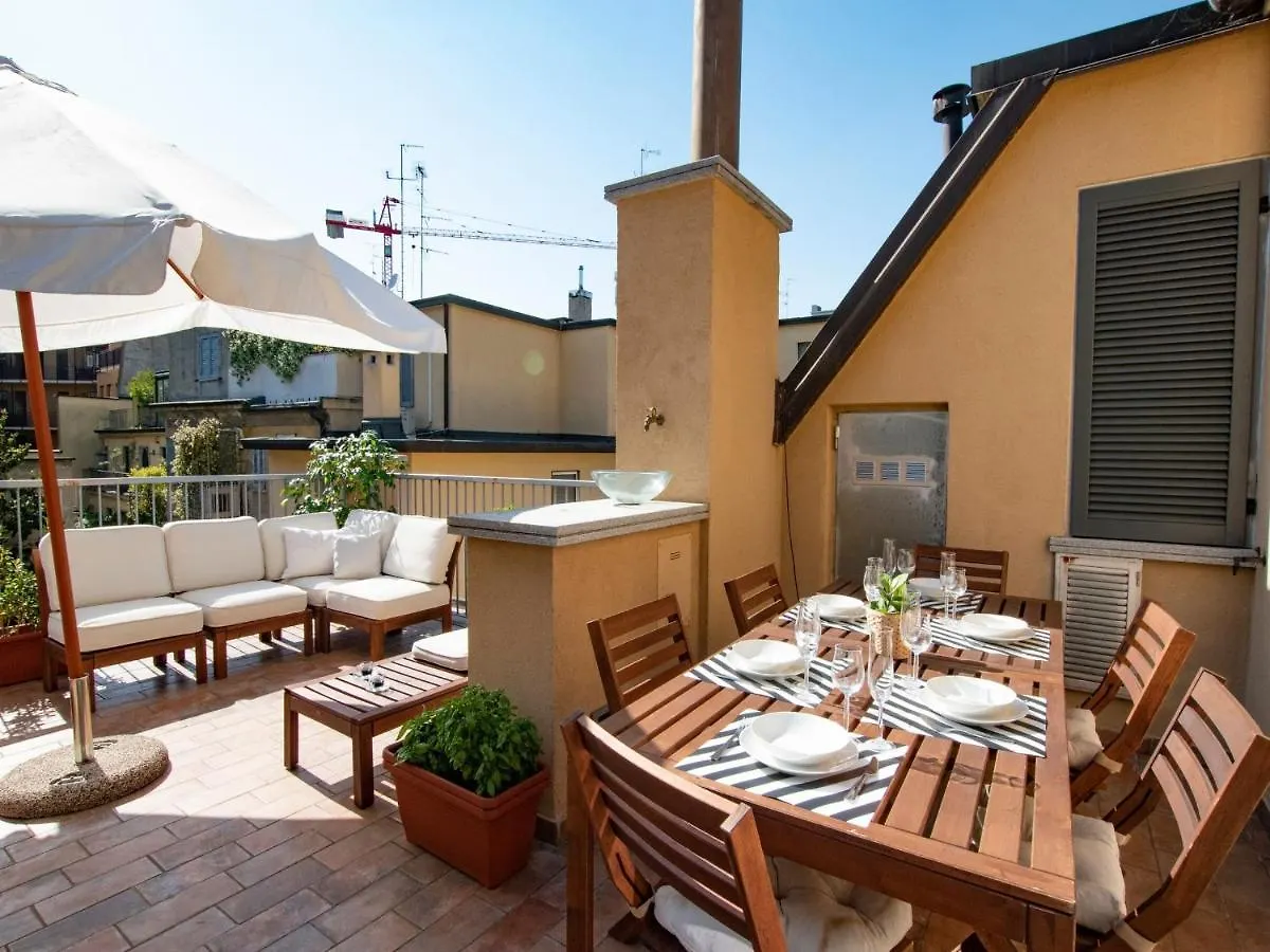 The Best Rent - Attic With Terrace In Milan Downtown Apartment