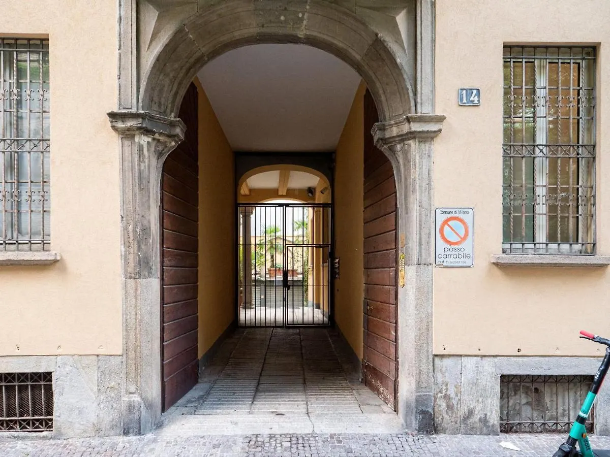 The Best Rent - Attic With Terrace In Milan Downtown Lägenhet