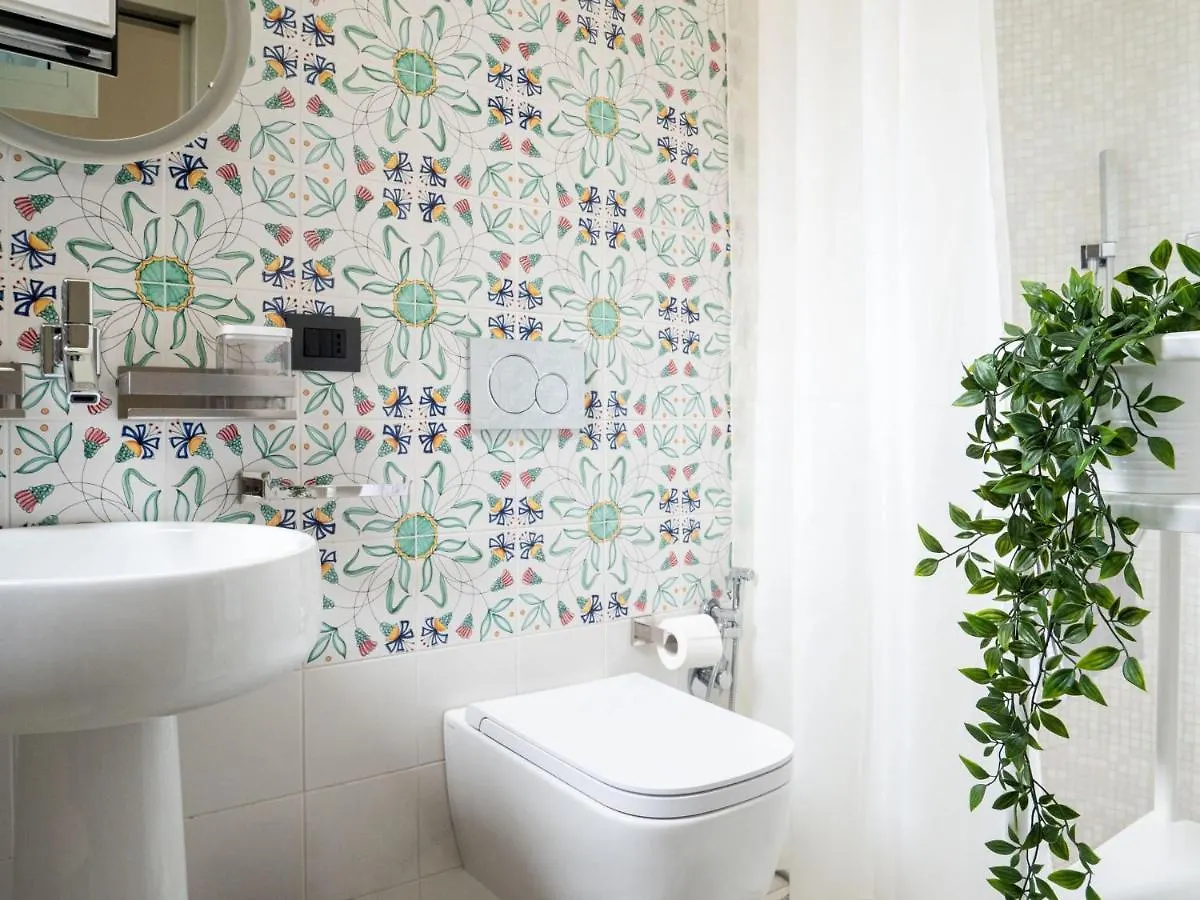 The Best Rent - Attic With Terrace In Milan Downtown Lägenhet